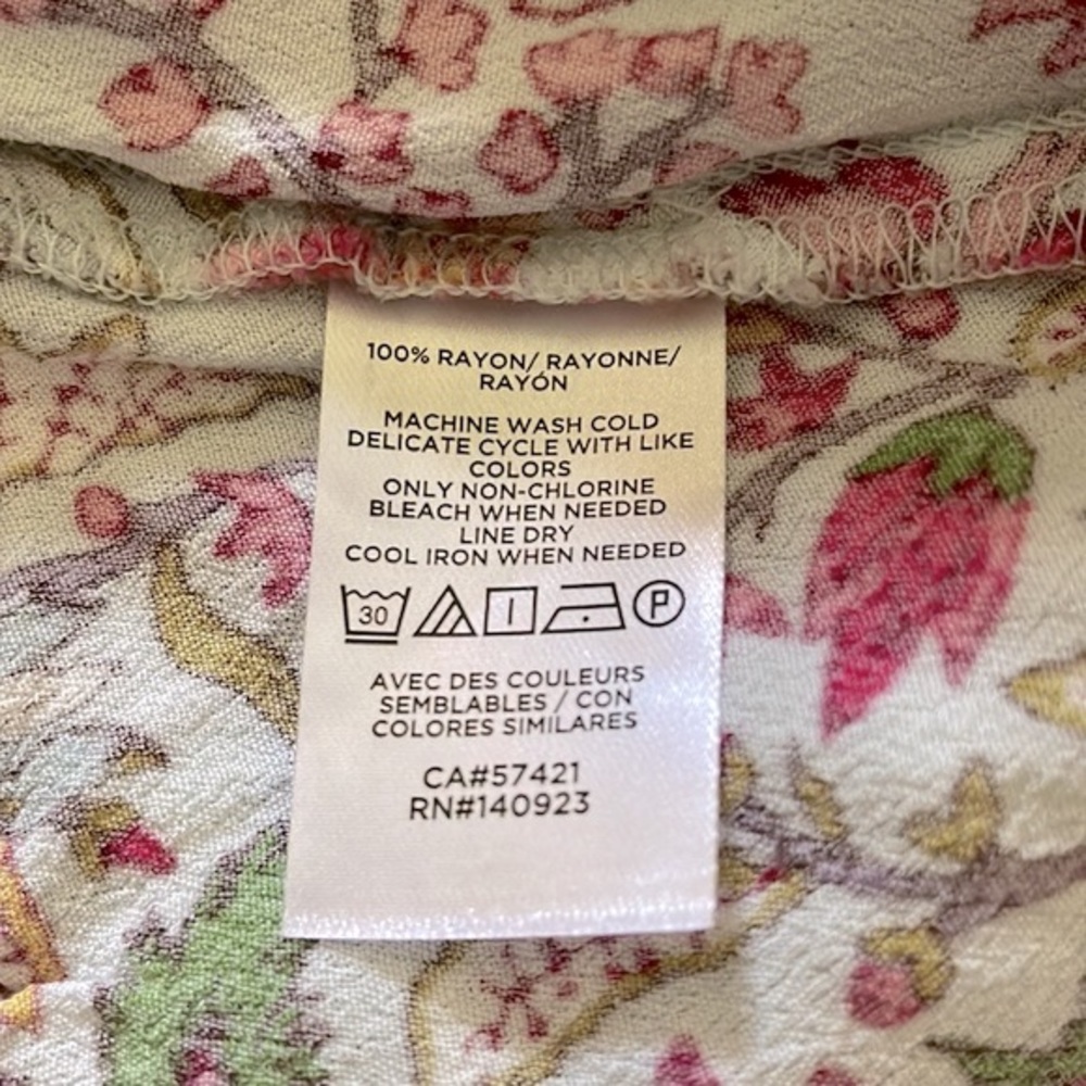 Loft Jungle Wrap V-Back Multicolor Floral Elasticized Hem Top EUC  Size Medium - Picture 14 of 14